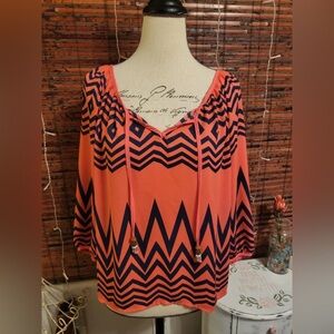 🏁🏁🏁BOGOHO 🏁🏁🏁Jolt Women's Orange and Navy Chevron Top